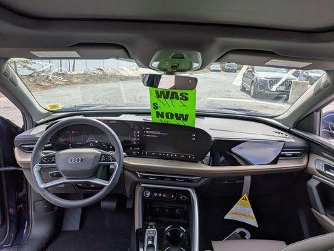 New 2025 Audi Q5 Premium Plus image 16