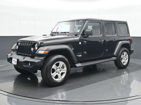 Used 2021 Jeep Wrangler Unlimited Sport AWD/4WD image 2
