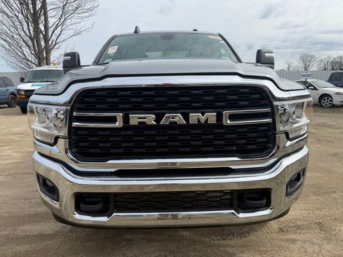 Used 2024 RAM 2500 Big Horn w/ Bed Utility Group image 7
