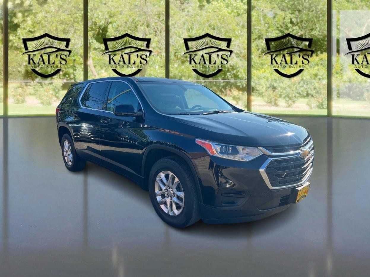 Used 2018 Chevrolet Traverse LS AWD/4WD image 3