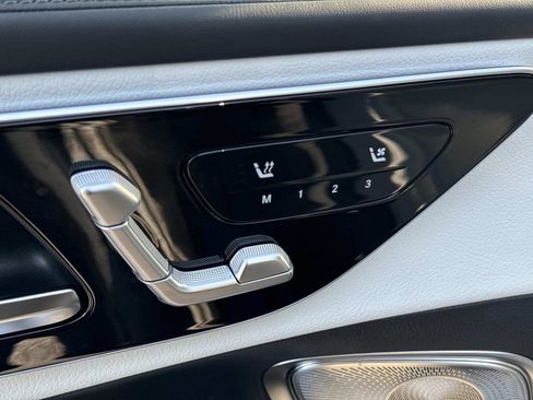 Certified 2025 Mercedes-Benz GLC 300 4MATIC image 27