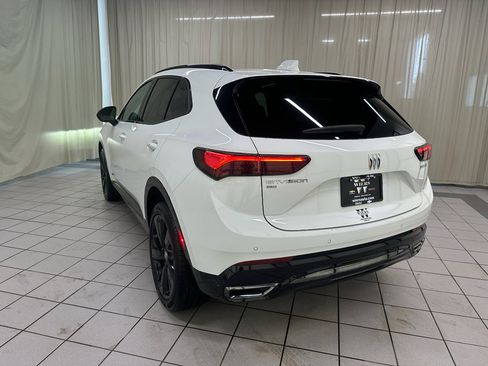 Used 2025 Buick Envision Sport Touring AWD/4WD image 9
