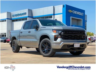 New 2026 Chevrolet Silverado 1500 Custom w/ LPO, Dark Essentials Package