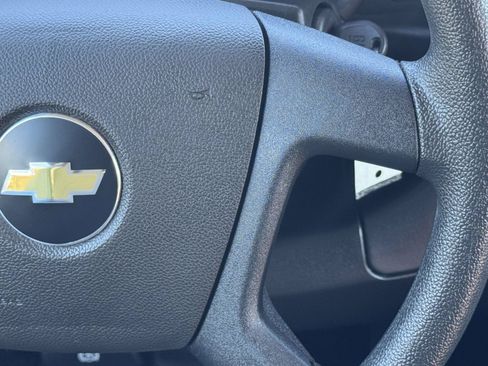 Used 2025 Chevrolet Express 3500 LT w/ LT Preferred Equipment Group RWD image 27