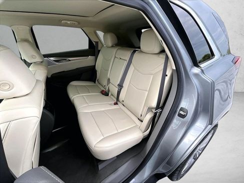 Used 2023 Cadillac XT5 Premium Luxury FWD image 28