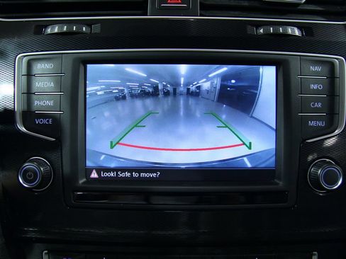 Used 2016 Volkswagen GTI 4-Door FWD image 12