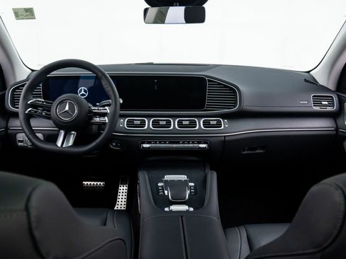 New 2026 Mercedes-Benz GLS 450 4MATIC image 11