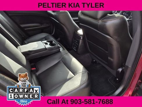 Used 2018 Chrysler 300 S w/ 300S Premium Group image 23