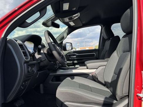 New 2026 RAM 1500 4x4 Crew Cab image 21