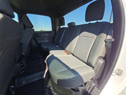 Used 2022 RAM 5500 Tradesman w/ Chrome Appearance Group AWD/4WD image 22