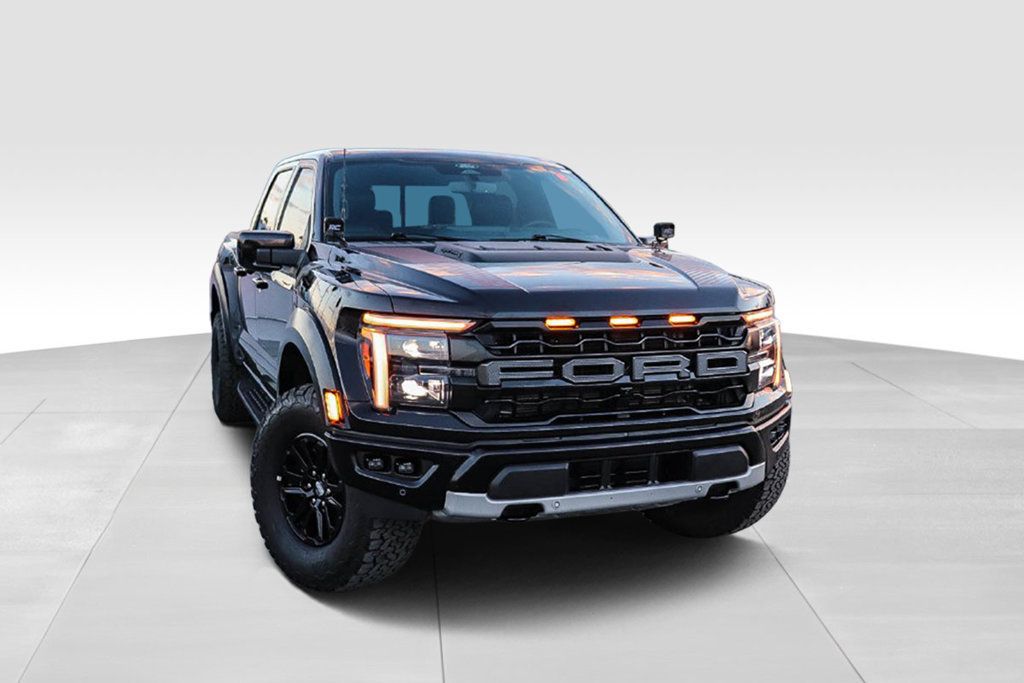 Used 2025 Ford F150 Raptor AWD/4WD image 2