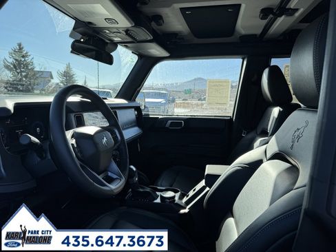 New 2025 Ford Bronco Badlands image 8