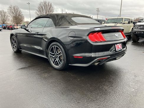 Used 2018 Ford Mustang Premium image 6