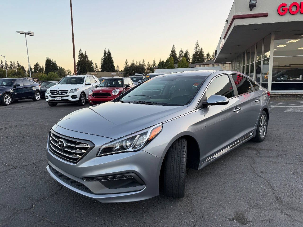 Used 2016 Hyundai Sonata Sport w/ Option Group 1V FWD image 3