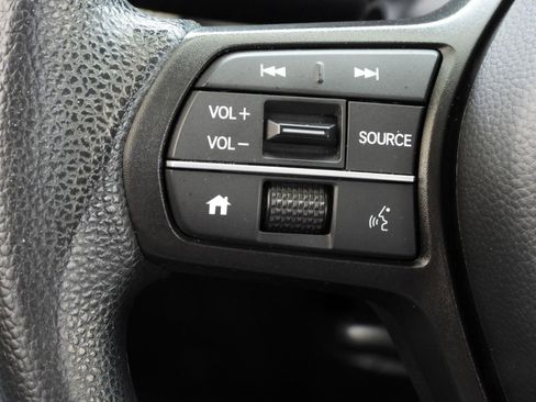Used 2024 Honda HR-V LX image 76