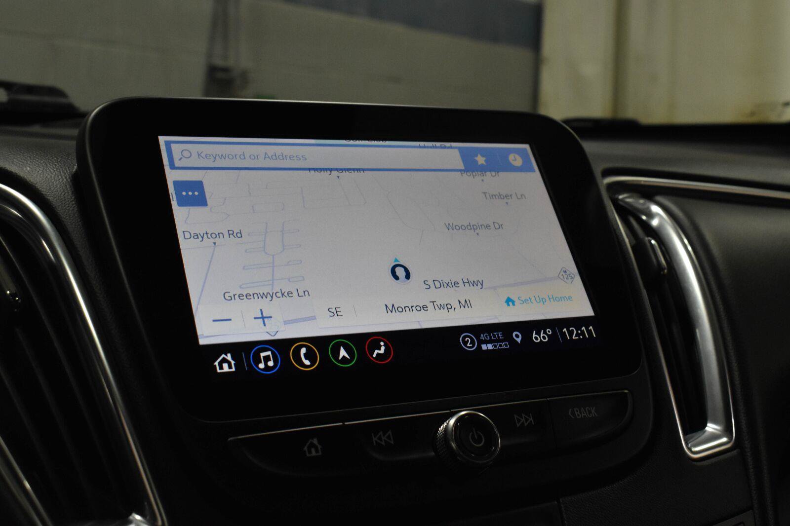 Used 2022 Chevrolet Malibu Premier FWD image 16