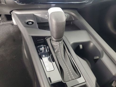 New 2026 Nissan Sentra SV w/ Floor Mat Package FWD image 20