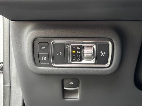 Used 2024 Lincoln Nautilus Reserve w/ Equipment Group 202A AWD/4WD image 16