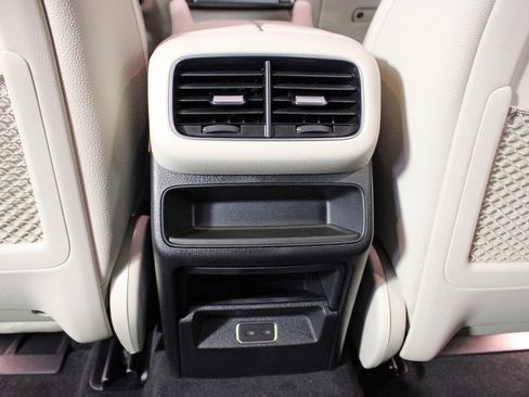 Certified 2026 Mercedes-Benz GLE 450 4MATIC image 31