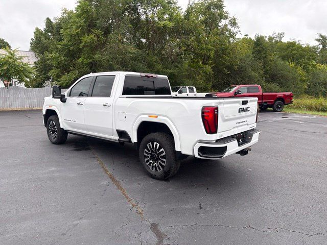 Used 2024 GMC Sierra 2500 Denali Ultimate AWD/4WD image 5