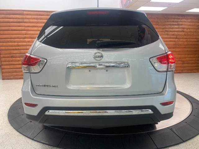 Used 2016 Nissan Pathfinder S FWD image 6