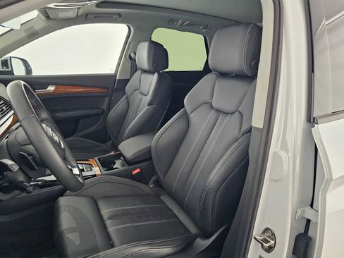 Used 2023 Audi Q5 e Premium Plus w/ Premium Plus Package image 21