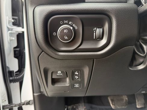 Used 2025 RAM 1500 Big Horn image 16