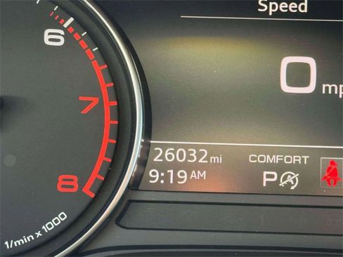 Used 2020 Audi A4 2.0T Premium image 28