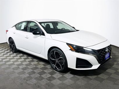 Used 2023 Nissan Altima 2.5 SR