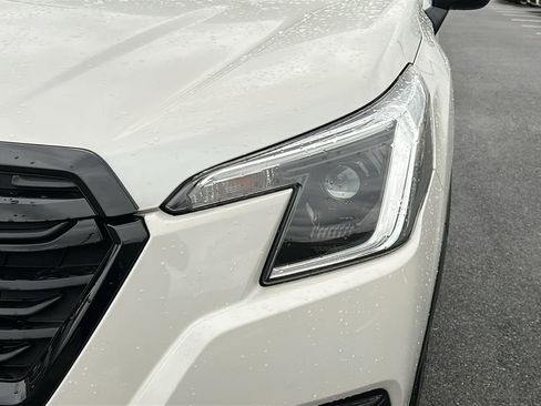 Used 2023 Subaru Forester Premium image 7