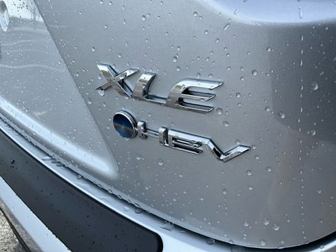 New 2026 Toyota Corolla XLE image 17