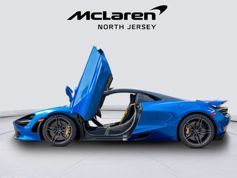Used 2022 McLaren 720S Spider RWD image 21