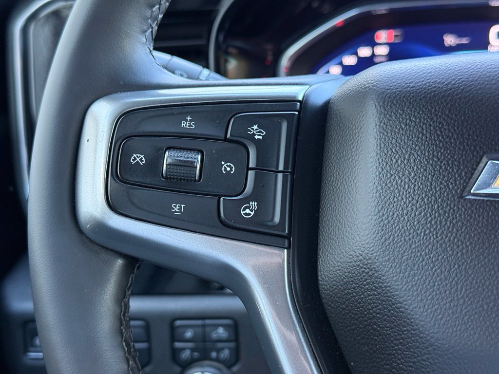 Used 2025 Chevrolet Silverado 1500 LT w/ Safety Package AWD/4WD image 17