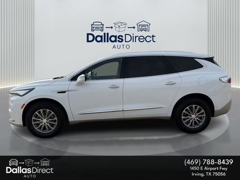 Used 2022 Buick Enclave Essence image 9