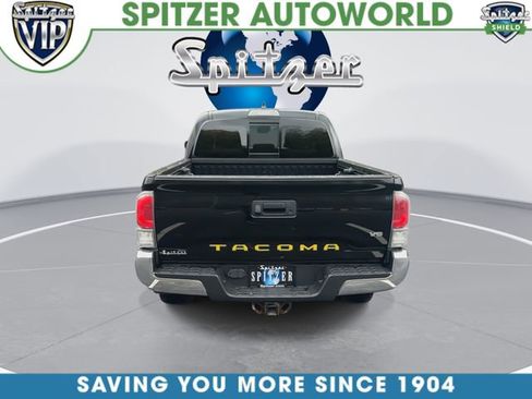 Used 2020 Toyota Tacoma TRD Off-Road AWD/4WD image 9
