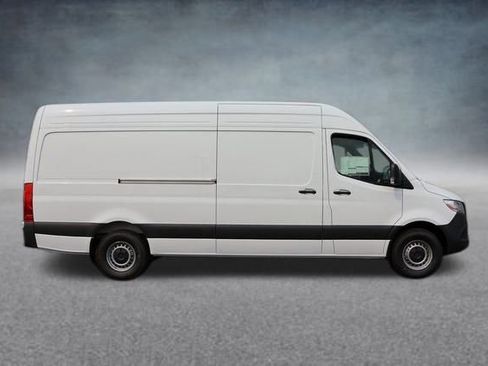 New 2025 Mercedes-Benz Sprinter 2500 image 3