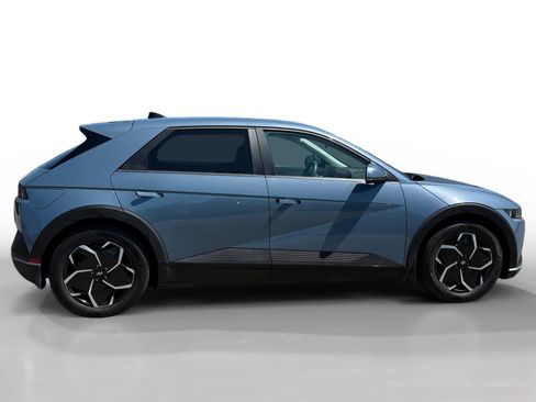 Certified 2023 Hyundai Ioniq 5 SE RWD image 6