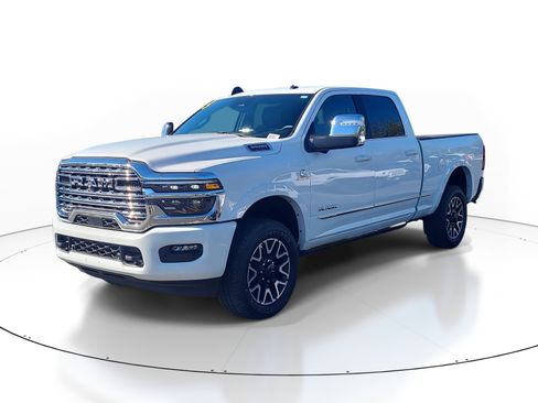 Used 2025 RAM 3500 Limited AWD/4WD image 2