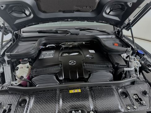 New 2026 Mercedes-Benz GLS 580 4MATIC image 34