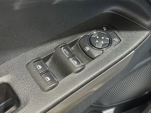 Used 2018 Ford EcoSport Titanium image 33