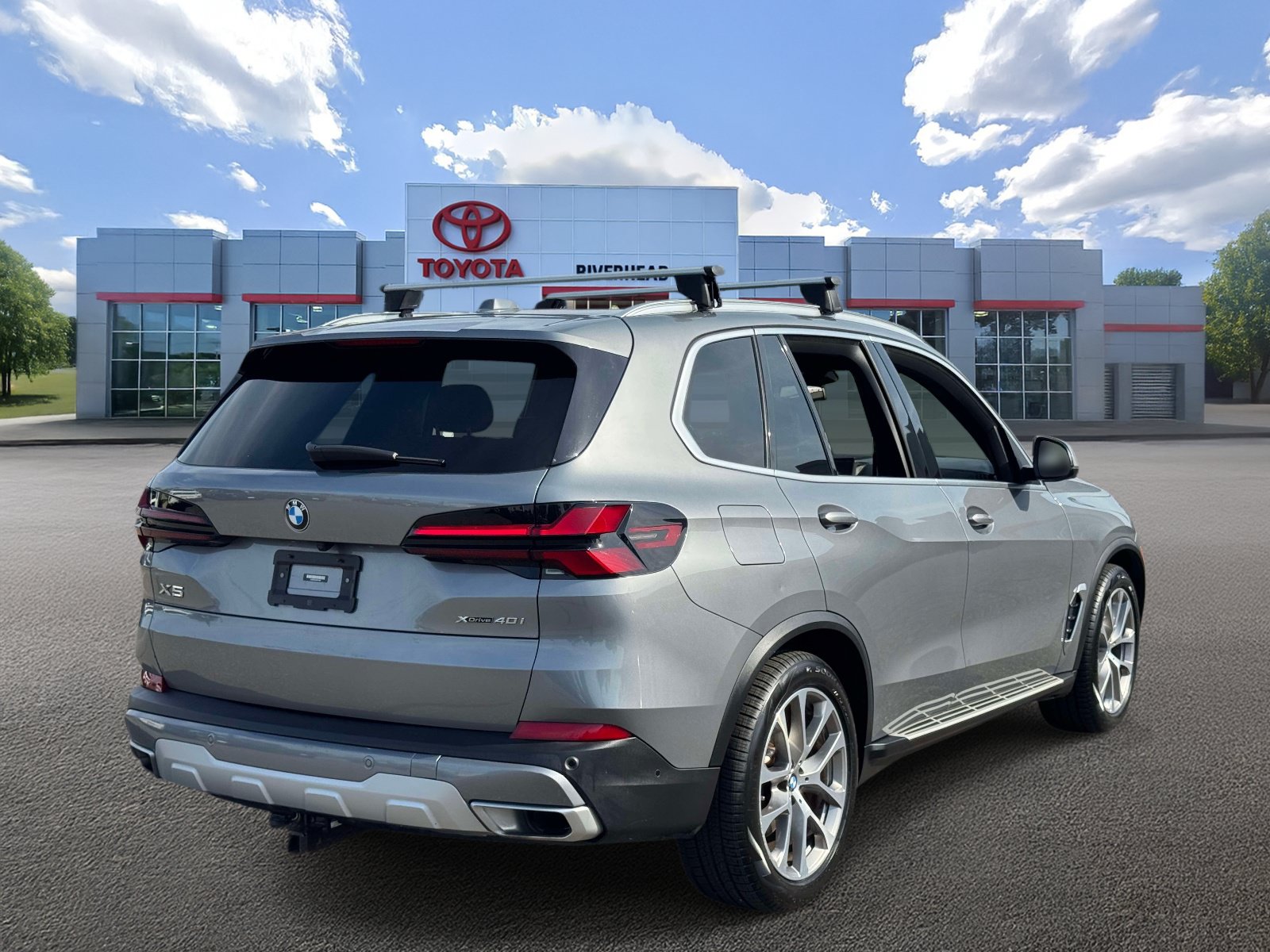 Used 2024 BMW X5 xDrive40i AWD/4WD image 6