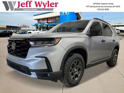 New 2025 Honda Pilot TrailSport