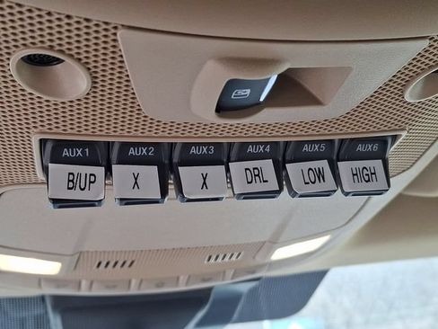 Used 2020 Ford F250 Lariat AWD/4WD image 17