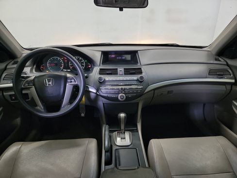 Used 2010 Honda Accord EX image 9