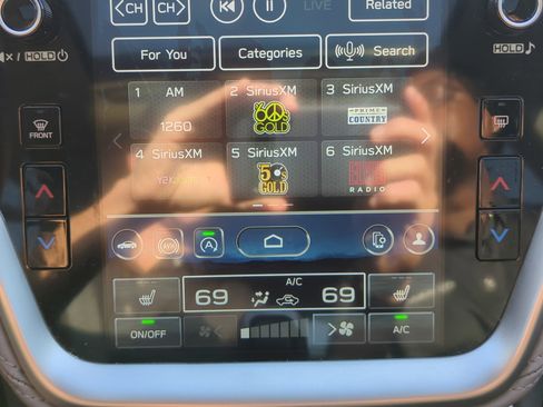 Certified 2024 Subaru Outback Limited image 6