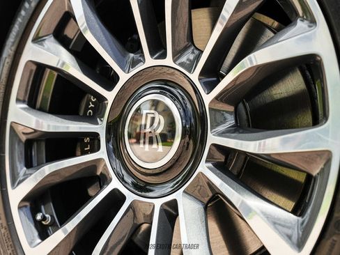 Used 2019 Rolls-Royce Dawn RWD image 63