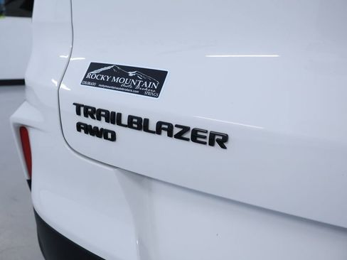 Used 2023 Chevrolet TrailBlazer RS image 10