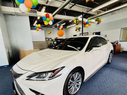 Used 2021 Lexus ES 250 w/ Premium Package