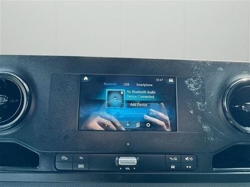 Used 2024 Mercedes-Benz Sprinter 2500 image 30