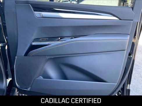 Used 2026 Cadillac Escalade ESV Sport w/ LPO, ONYX Package image 22